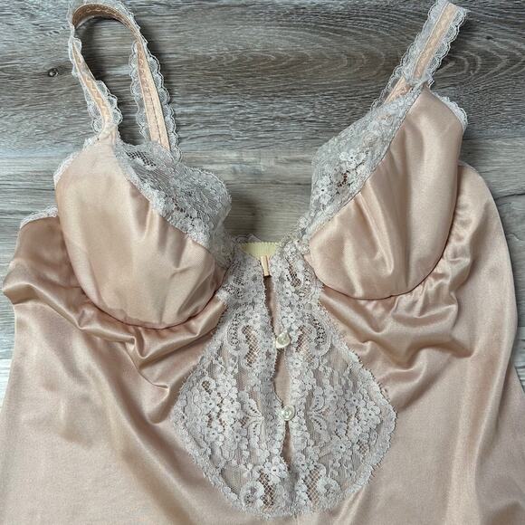 Vintage Henson Kickernick Teddy Romper Peach Satin Lace 1970s Lingerie Bridal - Picture 2 of 9